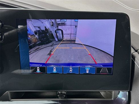 Used 2025 Chevrolet Corvette Stingray Preferred Conv w/ Stealth Interior Trim Package image 14