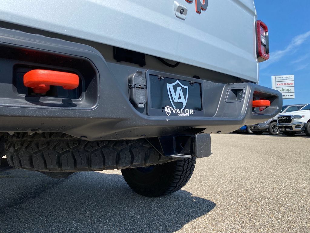 Used 2022 Jeep Gladiator Mojave w/ LED Lighting Group AWD/4WD image 36