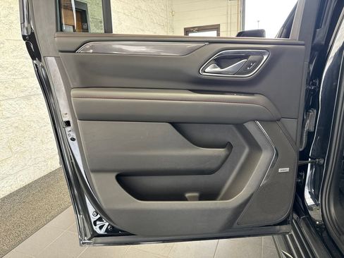 Used 2023 Chevrolet Suburban RST w/ Luxury Package AWD/4WD image 46