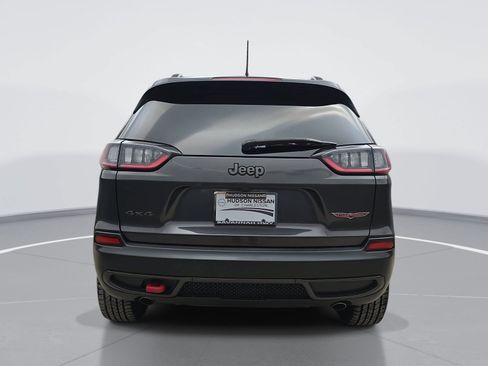 Used 2022 Jeep Cherokee Trailhawk w/ Comfort/Convenience Group AWD/4WD image 5