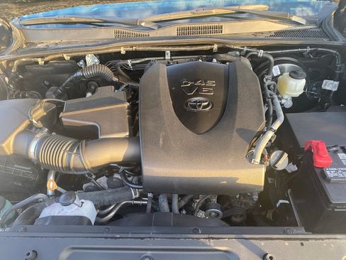 Used 2022 Toyota Tacoma SR5 image 26