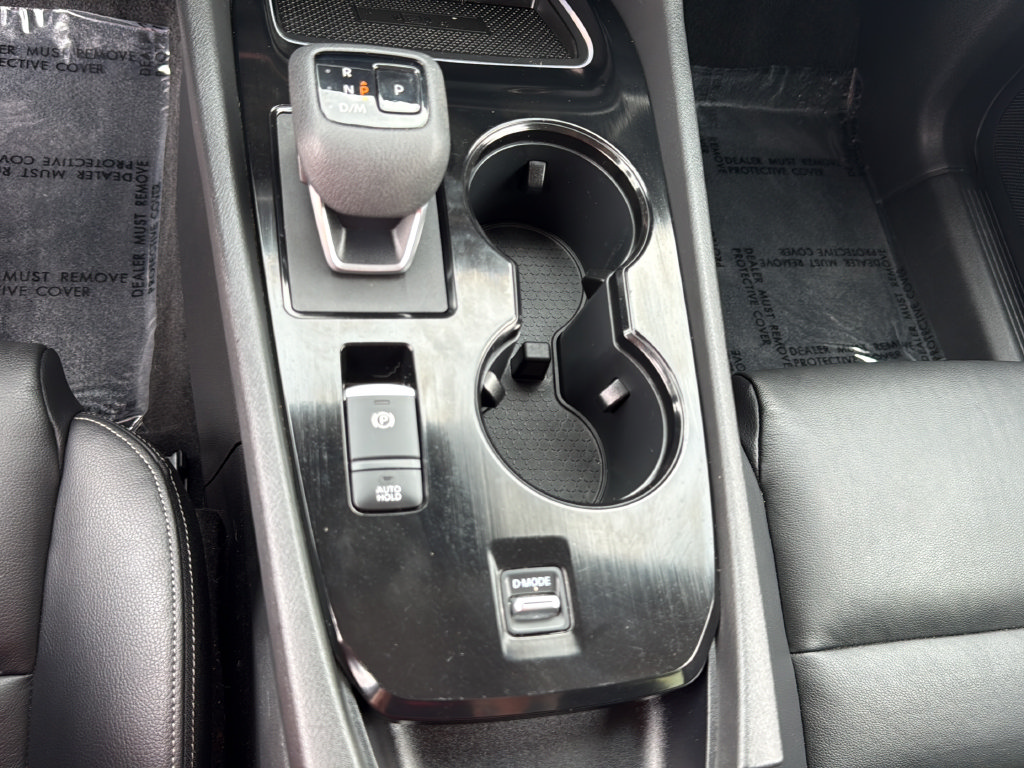 Used 2025 Nissan Rogue SL w/ Tech Package FWD image 28