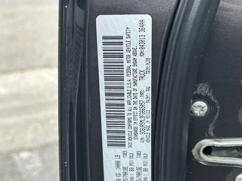 Used 2015 RAM 2500 Big Horn AWD/4WD image 10