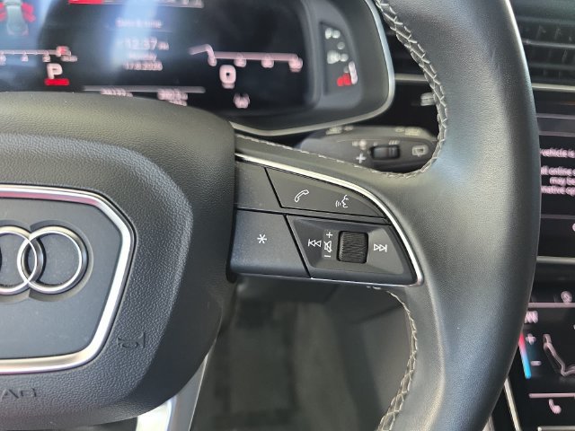 Used 2025 Audi Q7 3.0T Premium Plus AWD/4WD image 16
