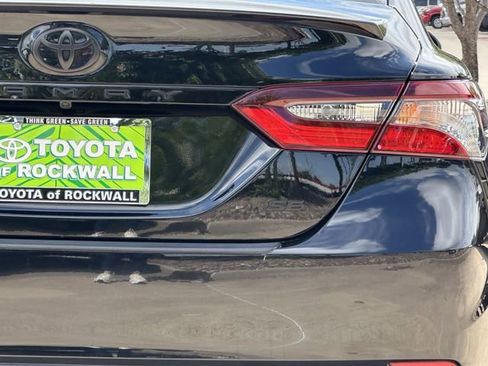 Used 2024 Toyota Camry SE FWD image 5