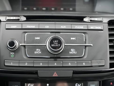 Used 2017 Honda Accord Sport image 33