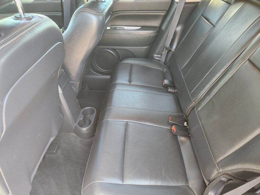 Used 2017 Jeep Compass High Altitude FWD image 18