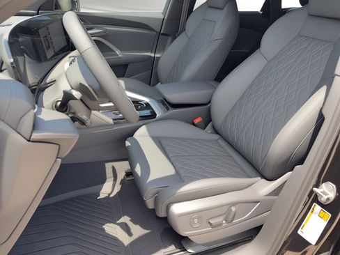 New 2026 Audi SQ5 Premium Plus AWD/4WD image 5