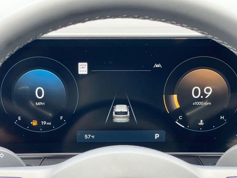 New 2025 Hyundai Kona SEL image 30