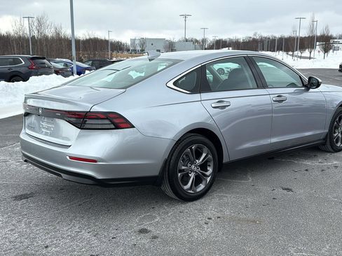 Used 2023 Honda Accord EX image 6