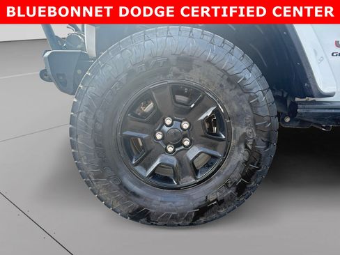 Used 2020 Jeep Gladiator Mojave AWD/4WD image 9