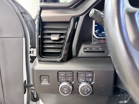 Used 2024 GMC Sierra 2500 AT4 w/ AT4 Premium Plus Package AWD/4WD image 39