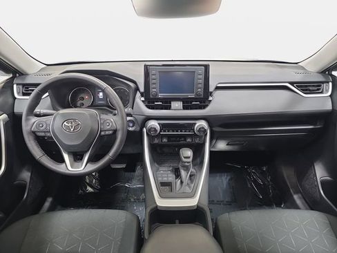 Certified 2022 Toyota RAV4 XLE w/ Convenience Package AWD/4WD image 9