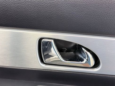 Used 2004 Ford Thunderbird RWD image 20