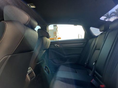 Used 2021 Honda Accord Sport image 13