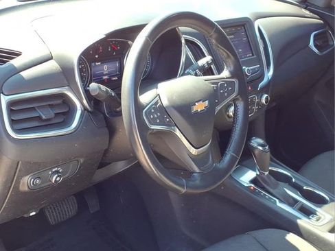 Used 2019 Chevrolet Equinox LT w/ Driver Convenience Package image 14