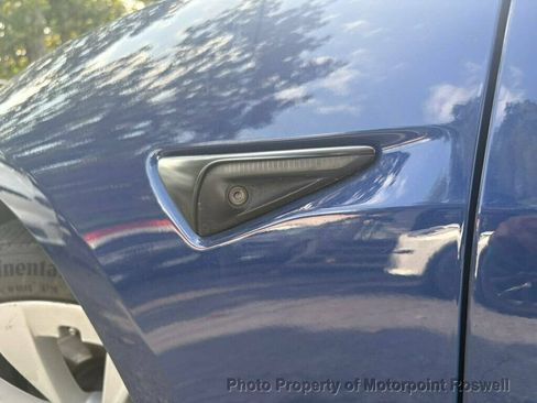 Used 2021 Tesla Model 3 Long Range AWD/4WD image 27