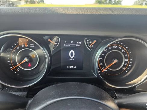 Used 2021 Jeep Wrangler Unlimited Sport AWD/4WD image 15