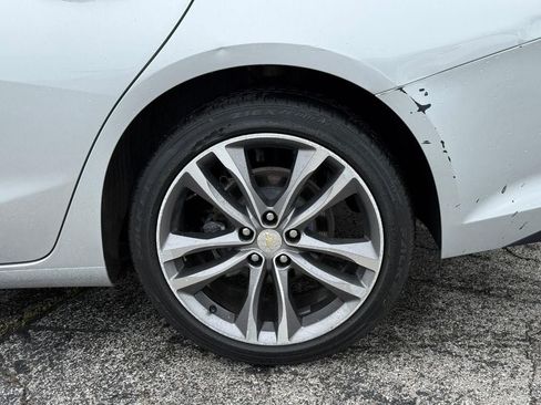Used 2021 Chevrolet Malibu LT FWD image 6