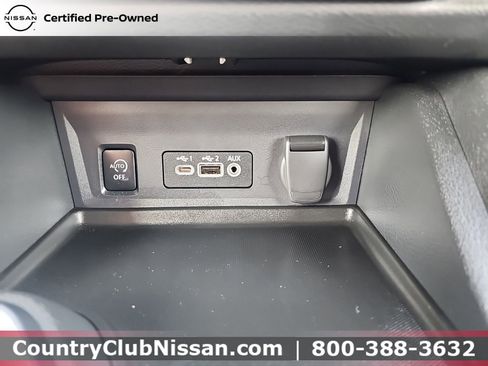 Certified 2024 Nissan Sentra SR w/ Lighting Package FWD image 13