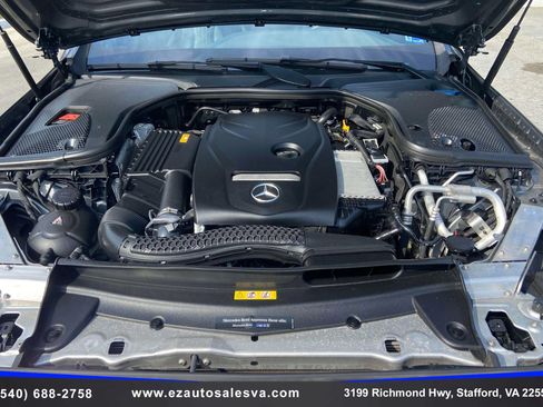 Used 2019 Mercedes-Benz E 300 4MATIC image 12