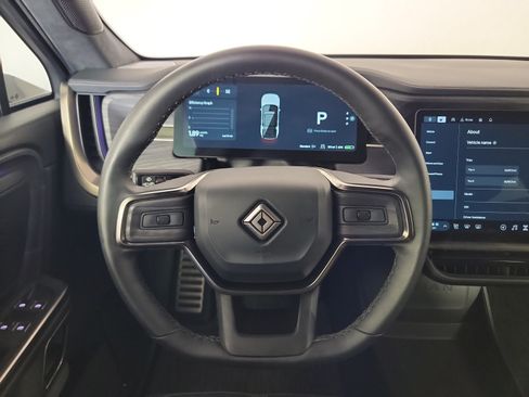 Used 2024 Rivian R1S Adventure AWD/4WD image 28