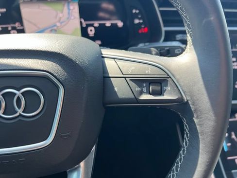 Used 2022 Audi Q8 Premium AWD/4WD image 11
