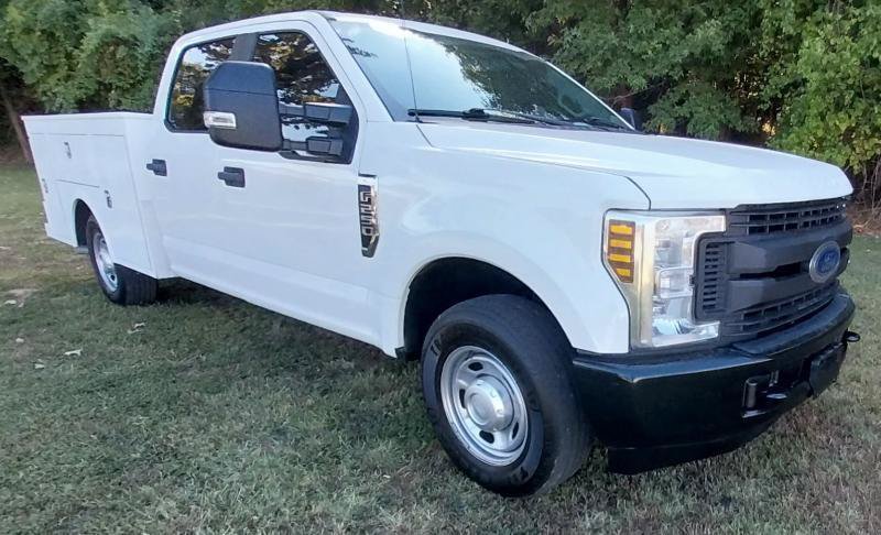 Used 2019 Ford F250 XL w/ Power Equipment Group RWD image 5