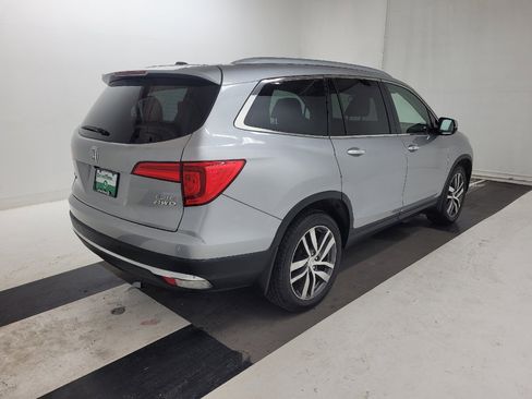 Used 2016 Honda Pilot Elite image 9