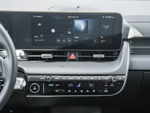 New 2025 Hyundai Ioniq 5 SEL image 19