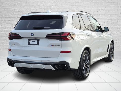 New 2026 BMW X5 M60i w/ Executive Package image 4