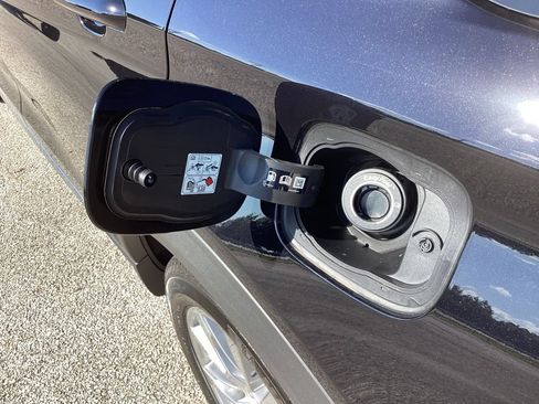 New 2026 Ford Explorer Platinum RWD image 27