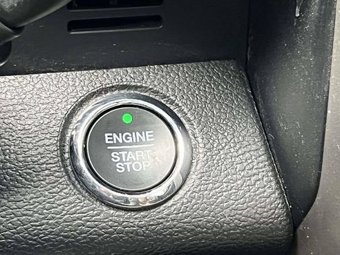 Used 2020 Ford F350 Lariat w/ Lariat Ultimate Package AWD/4WD image 34