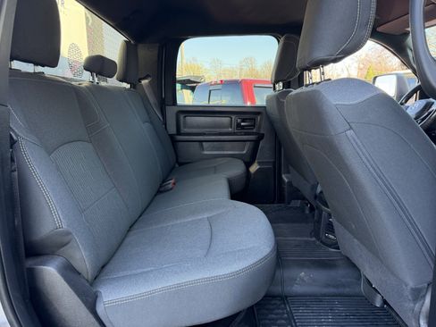 Used 2024 RAM 5500 Tradesman w/ Chrome Appearance Group image 19