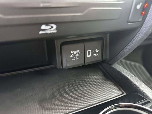 Certified 2020 Honda Pilot Touring image 21