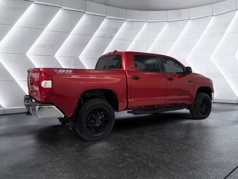 Used 2021 Toyota Tundra SR5 w/ SR5 Upgrade Package AWD/4WD image 4