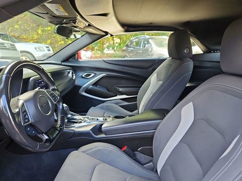 Used 2023 Chevrolet Camaro LT image 24