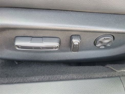 Certified 2018 Honda Accord Touring image 18