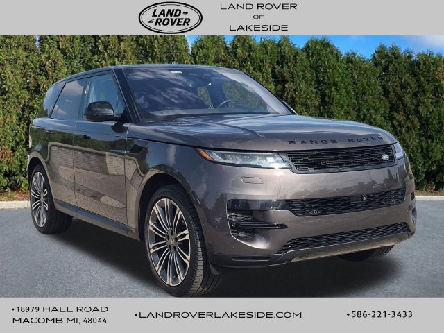 Used 2023 Land Rover Range Rover Sport SE AWD/4WD image 3