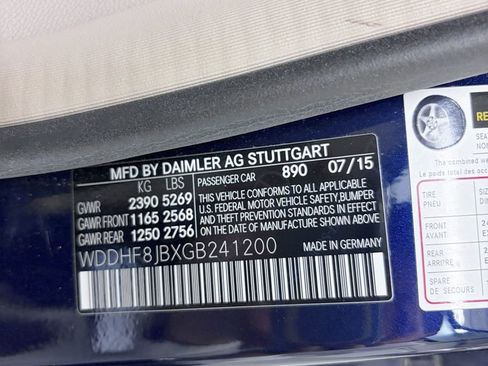 Used 2016 Mercedes-Benz E 350 4MATIC Sedan image 23