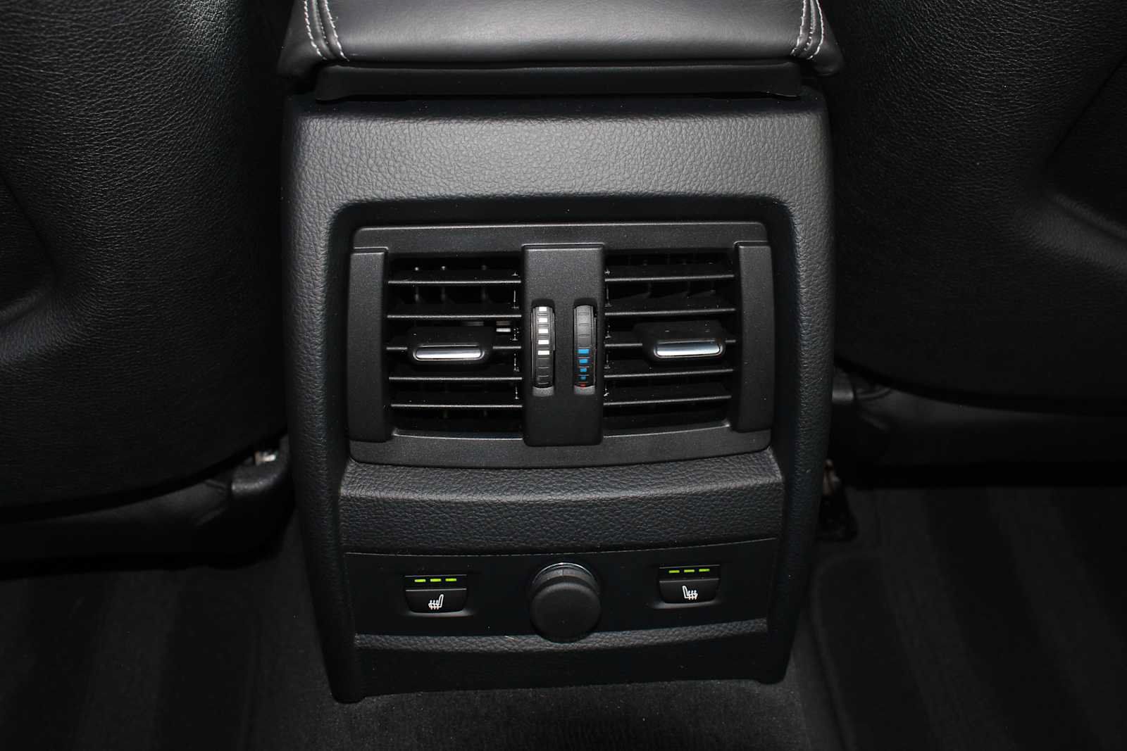 Used 2015 BMW M3 RWD image 29