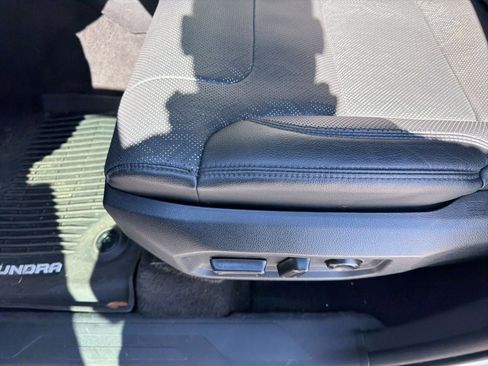 Used 2022 Toyota Tundra Limited image 9