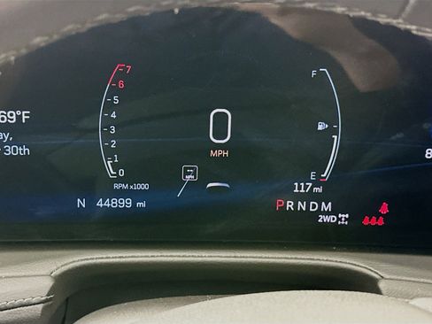 Used 2024 Cadillac XT4 Premium Luxury image 19