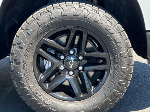 Used 2023 Chevrolet Silverado 1500 LT Trail Boss w/ Protection Package AWD/4WD image 40