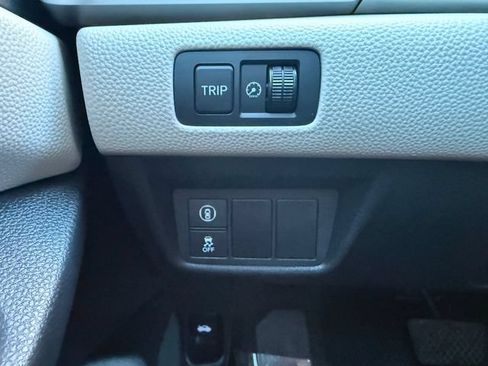 Used 2020 Honda Accord LX image 11