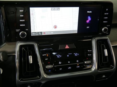 Used 2023 Kia Sorento SX image 25