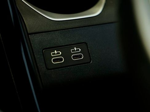 New 2026 BMW X1 xDrive28i w/ Technology Package image 38