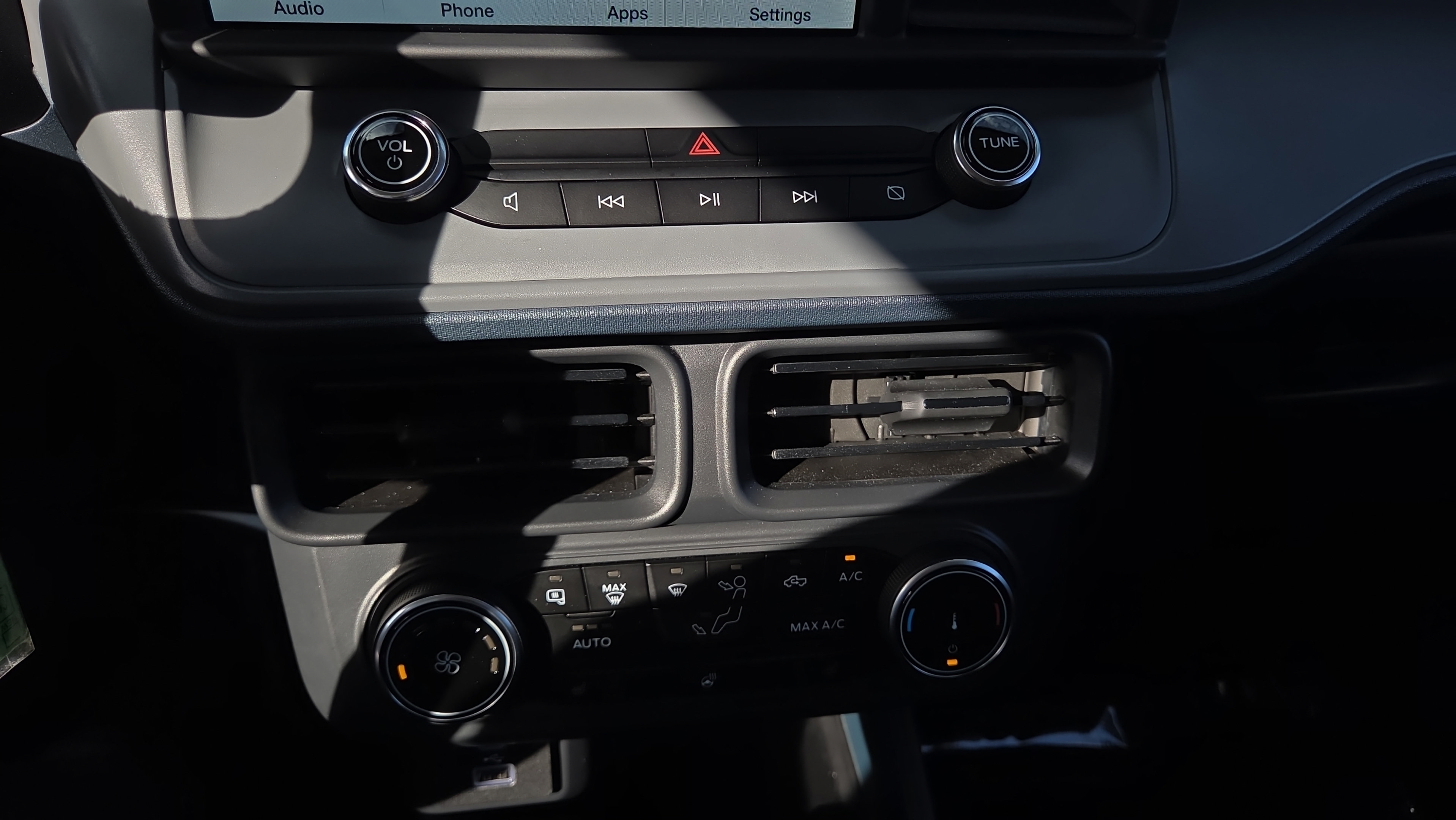 Used 2024 Ford Maverick XLT w/ XLT Luxury Package FWD image 28