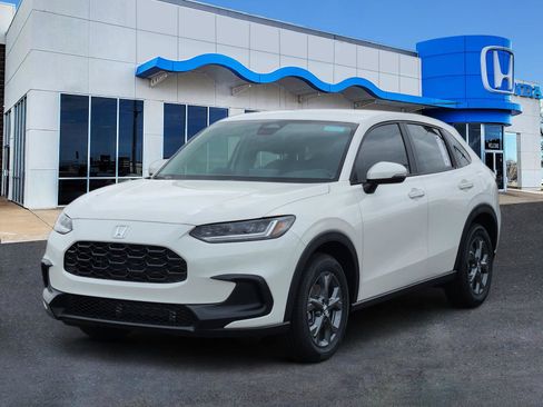 New 2026 Honda HR-V LX image 2