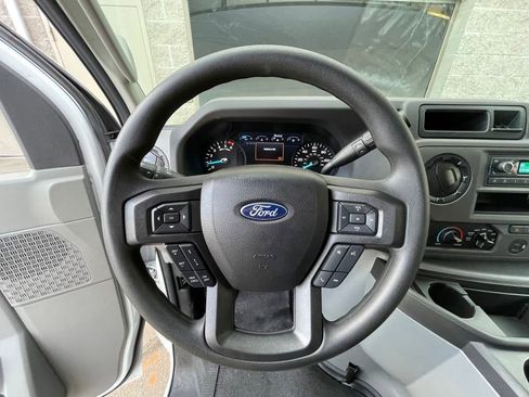 New 2024 Ford E-450 and Econoline 450 Super Duty w/ Driver's Safety Package RWD image 16